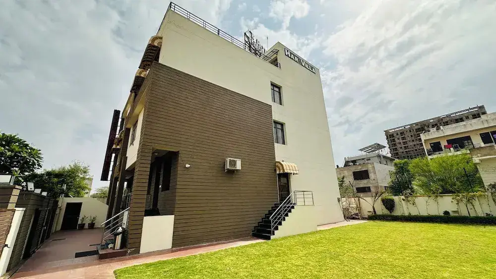 Hotel Hari Villa — фото 1