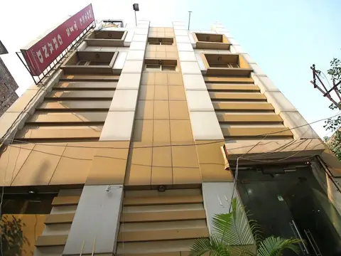 Tjs Grand Karolbagh — фото 1