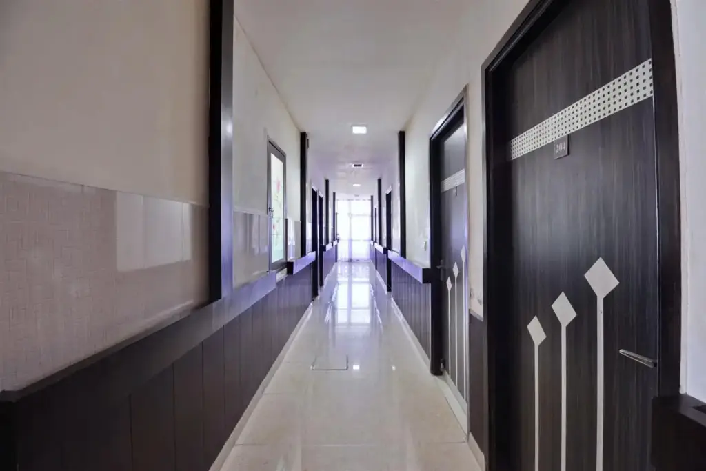 Фаридабад: Aarya Hotel