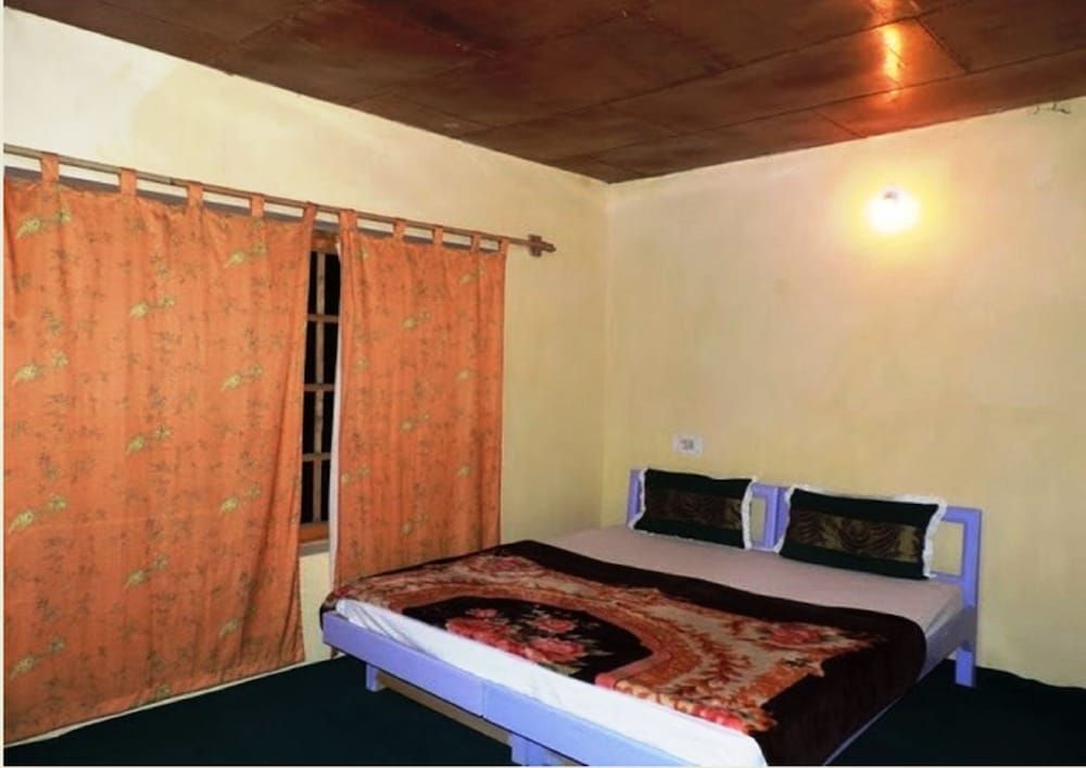 Хундер: A O Guest House & Home Stay