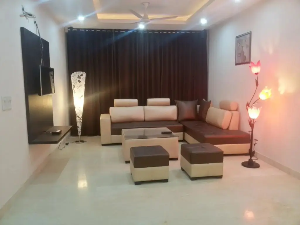 Гуруграм: Smart Rooms