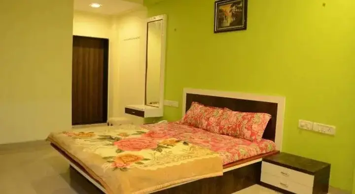 Хандала: Hotel Gulab Paradise