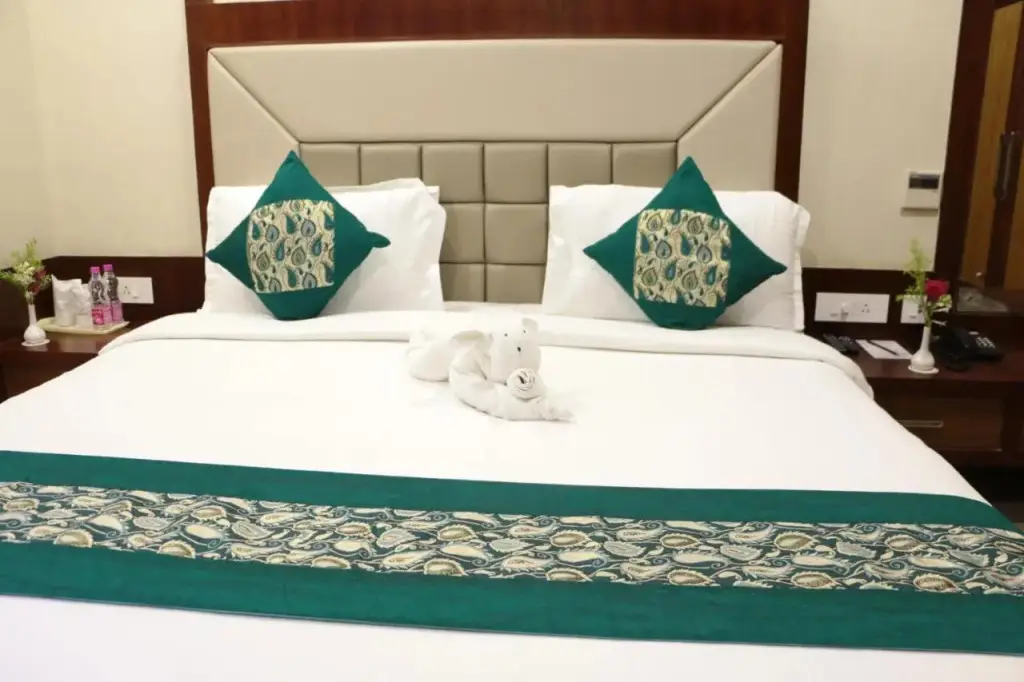 Варанаси: The Land Mark