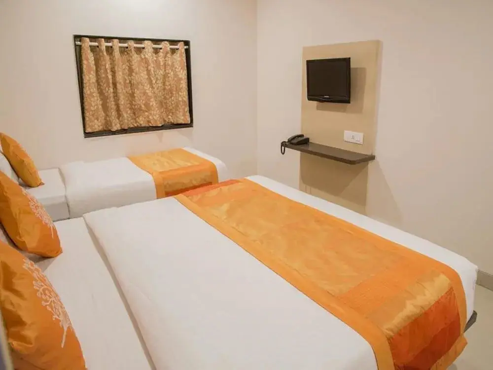 Ширди: OYO 4185 Hotel Sachin Excellency