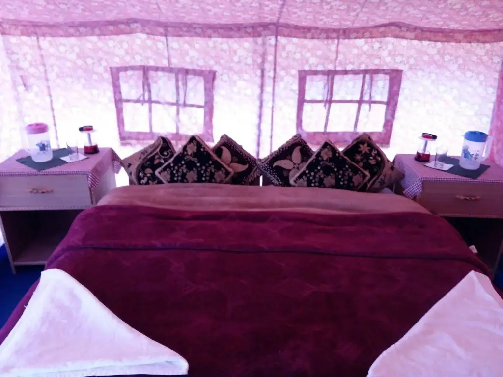 Спангмик: Royal Camp - Pangong