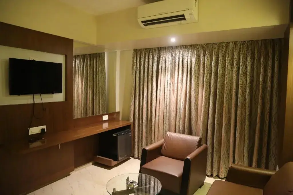 Нави-Мумбай: Hotel Royal Classic
