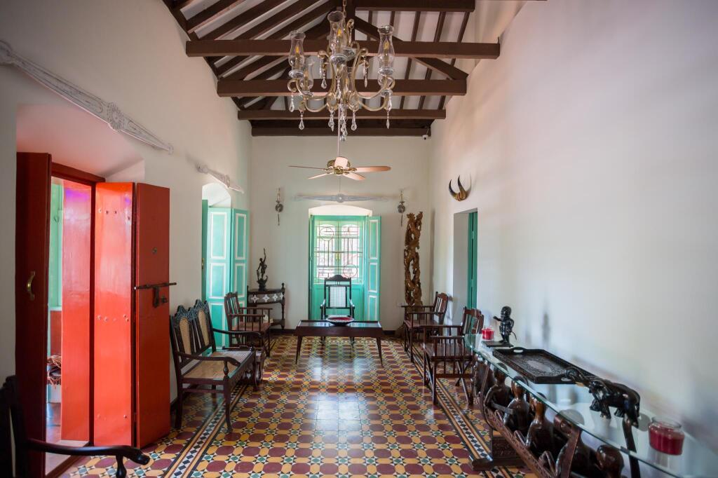 Санголда: Lar Amorosa Boutique Hotel - Goa