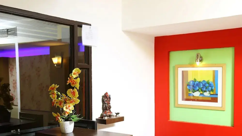 Карнул: Hotel Rajvihar Deluxe