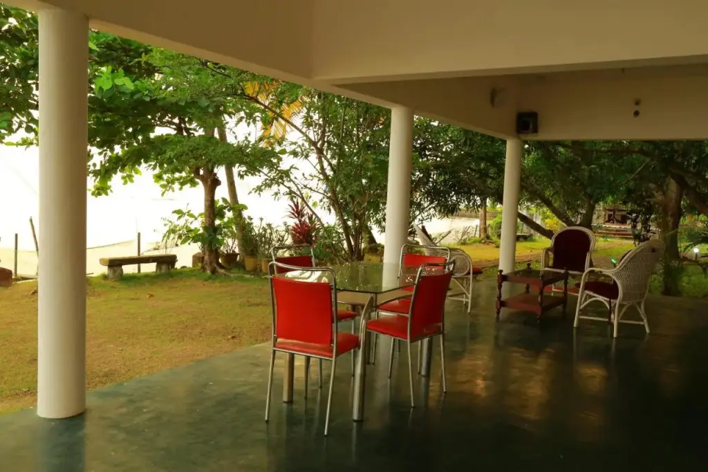 Мухамма: orchid lake view homestay