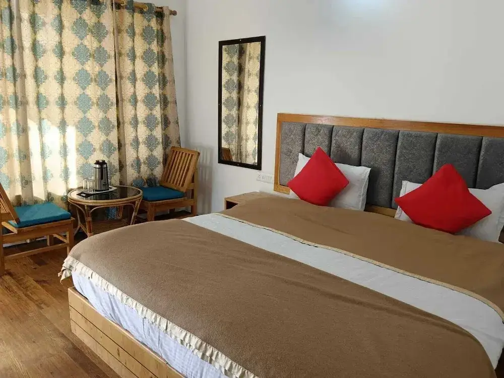 Лех: Hotel Lhalingkha