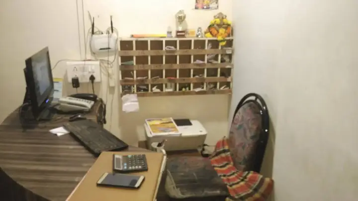 Мумбаи: Kishish Kunj Hotel