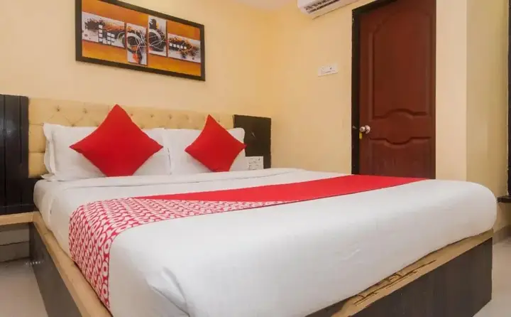 Мумбаи: Kishish Kunj Hotel