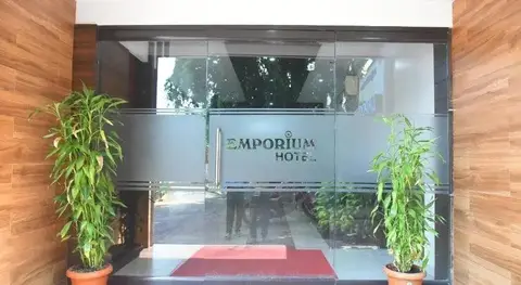 Emporium Hotel — фото 1