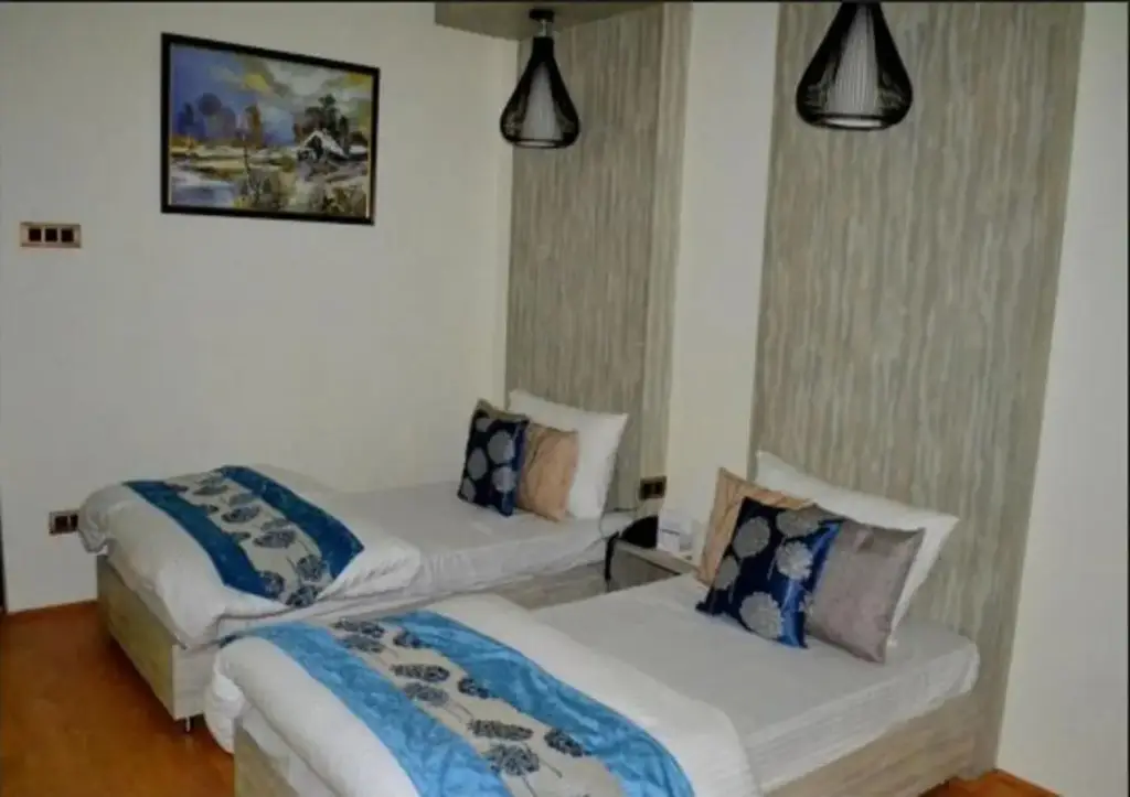Шринагар: Hotel Green Leaf