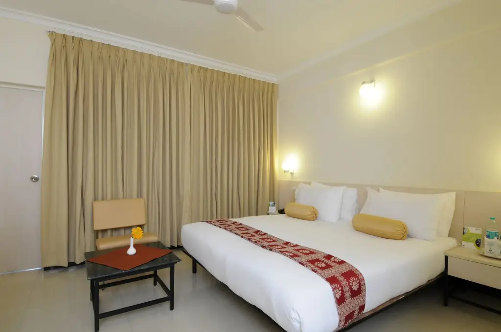 Агра: Grand Hotel Agra