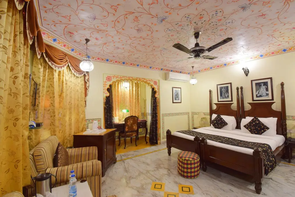 Джайпур: Umaid Bhawan - A Heritage Style Boutique Hotel
