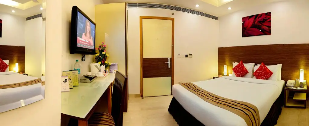 Нью-Дели: Iris Park Hotel