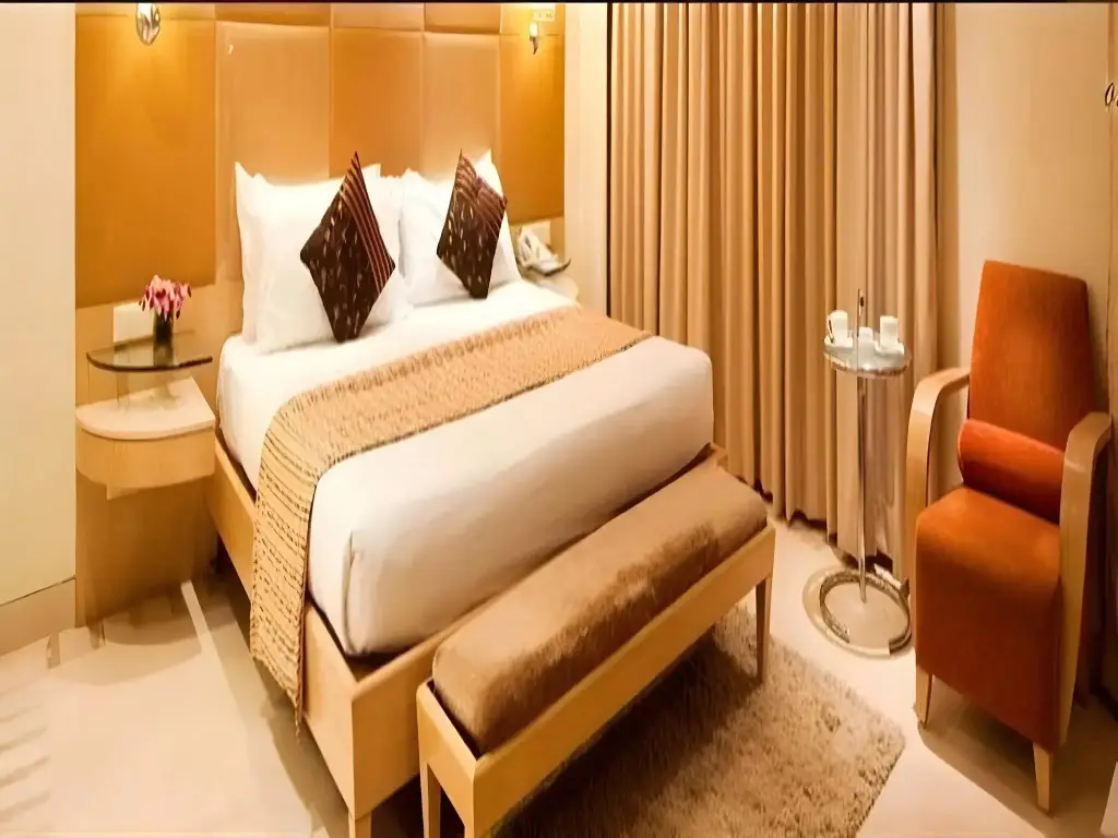 Мумбаи: Ascot Hotel