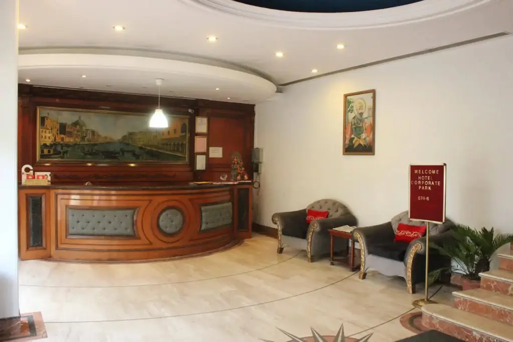 Нью-Дели: Hotel Corporate Park