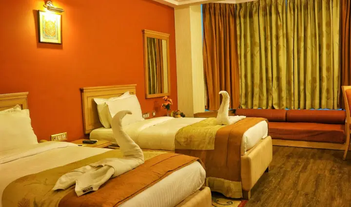 Нью-Дели: Dee Marks Hotel & Resorts