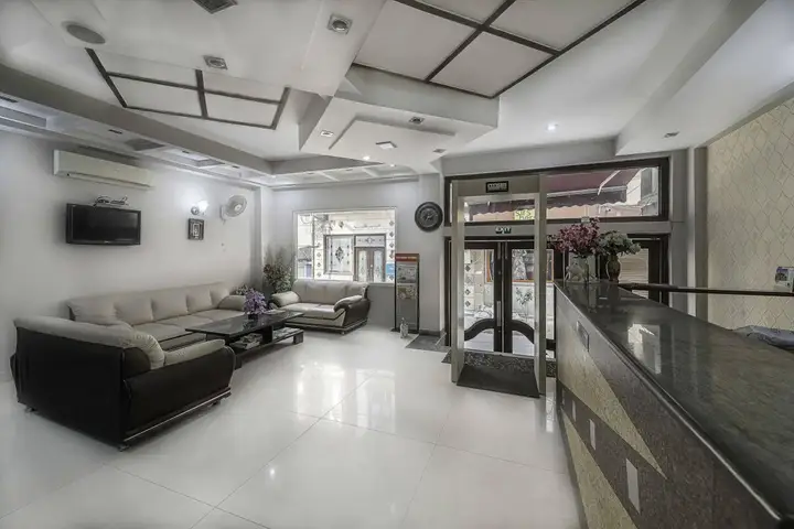 Нью-Дели: Treebo Rockwell Plaza