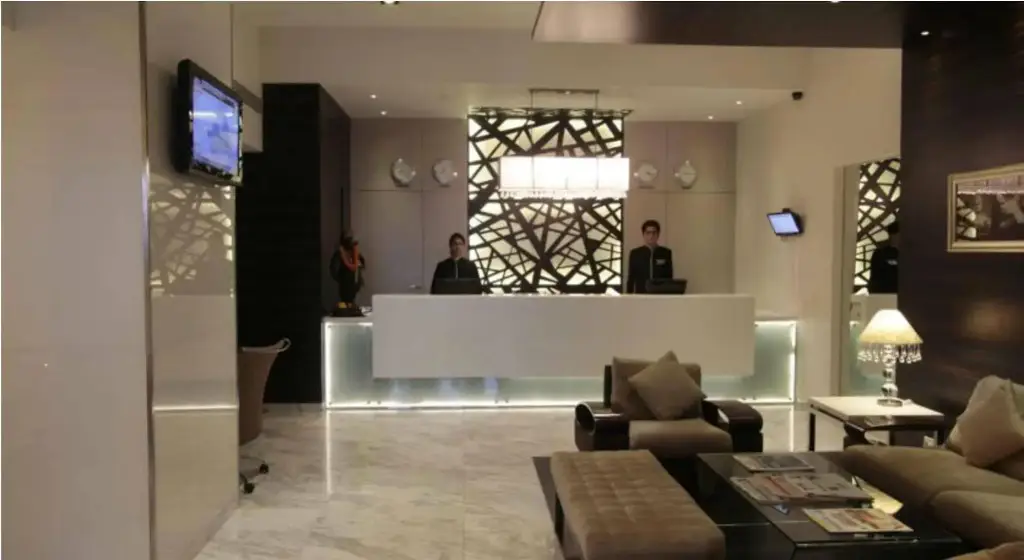 Мумбаи: Krishna Palace Hotel