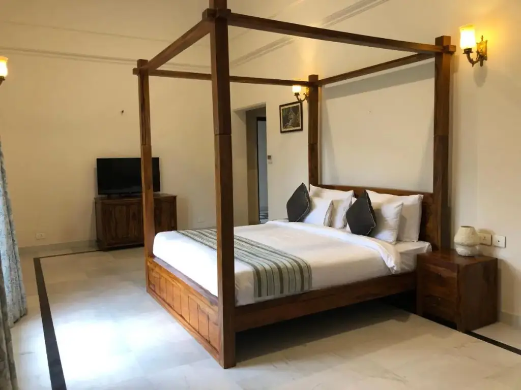 Амбер: Hotel Raj Bagh Palace