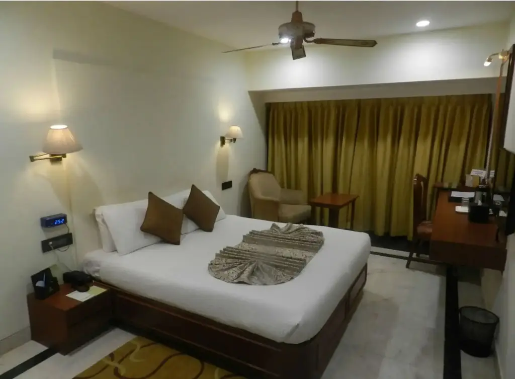 Мумбаи: The Emerald Hotel & Executive Apartments