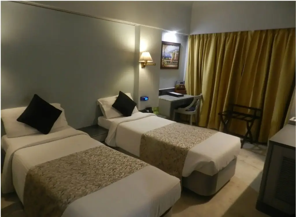 Мумбаи: The Emerald Hotel & Executive Apartments