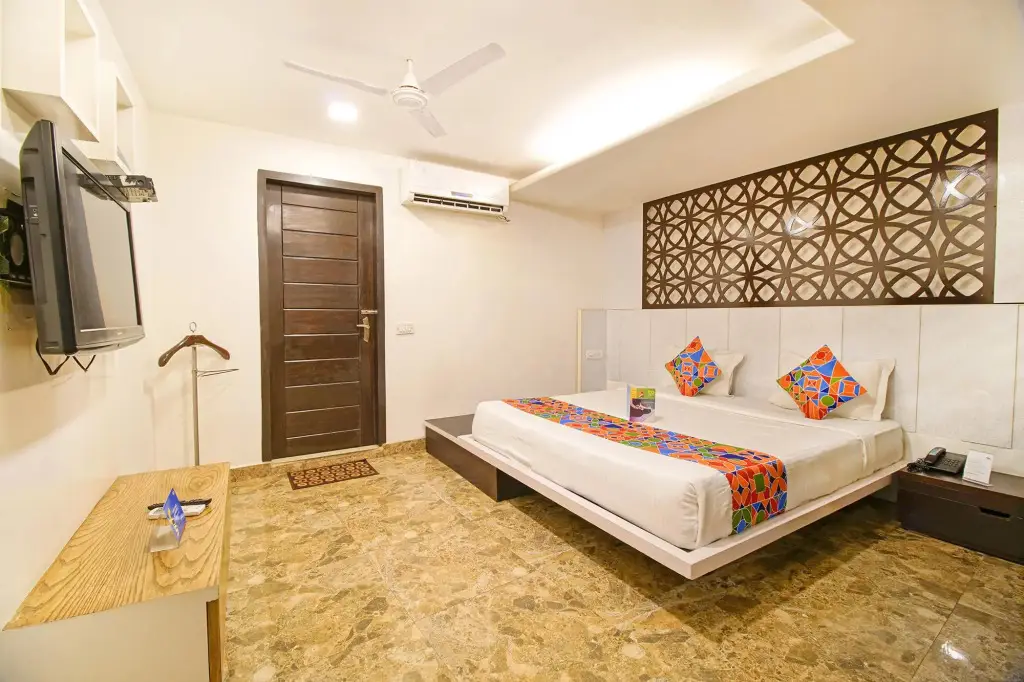 Нью-Дели: Fabhotel White Klove