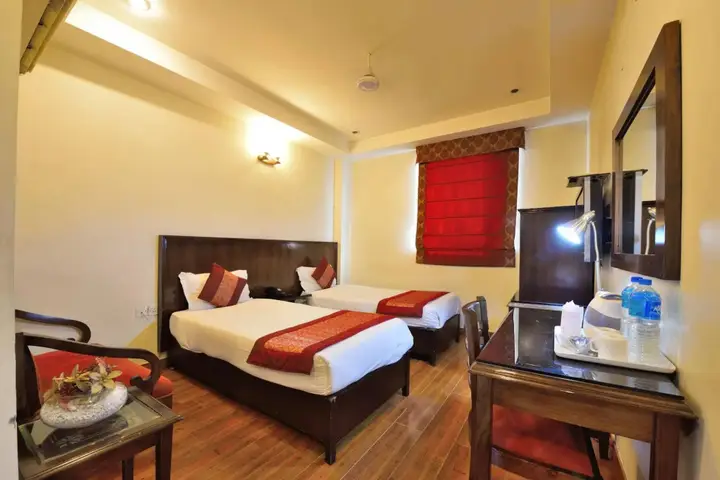 Нью-Дели: OYO 9761 Hotel Clark Heights