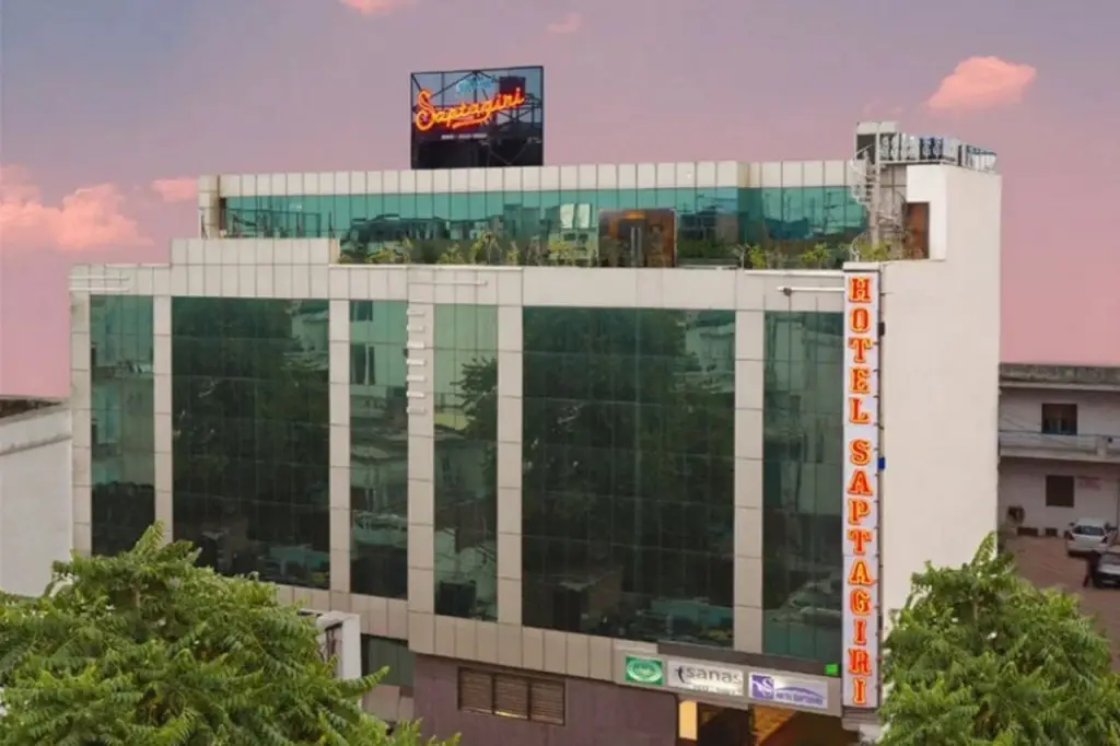 Hotel Saptagiri — фото 1