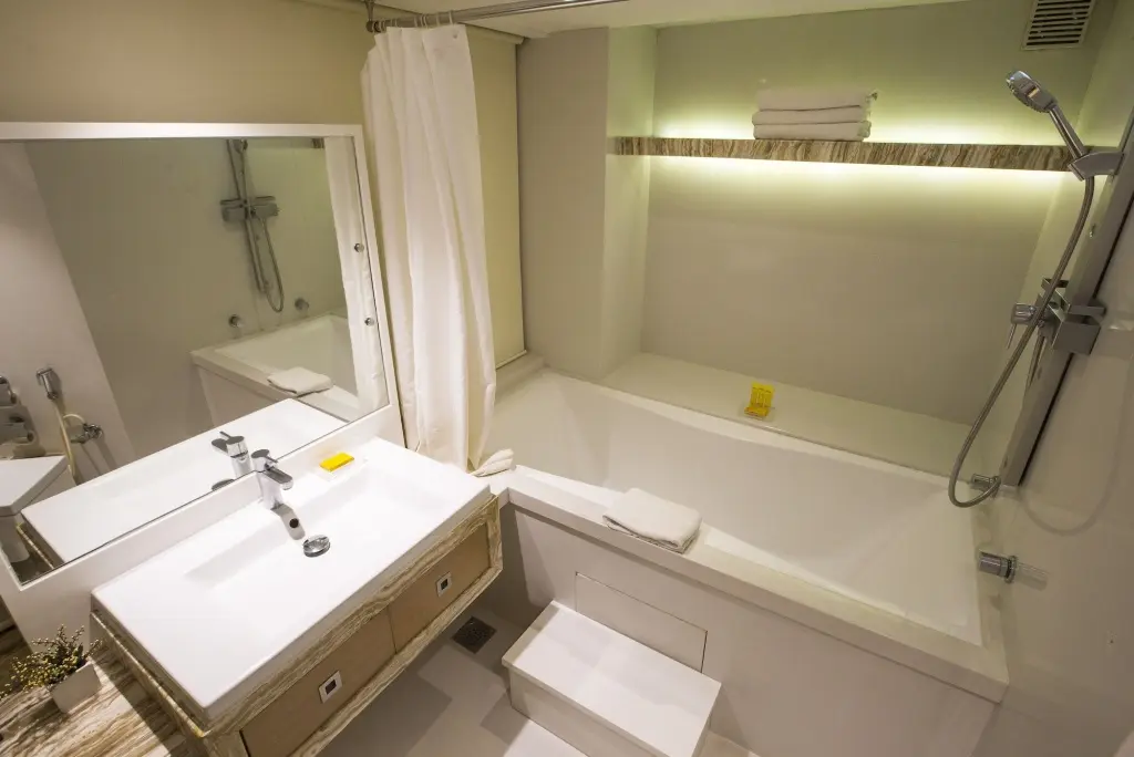 Мумбаи: Hotel Bawa Continental