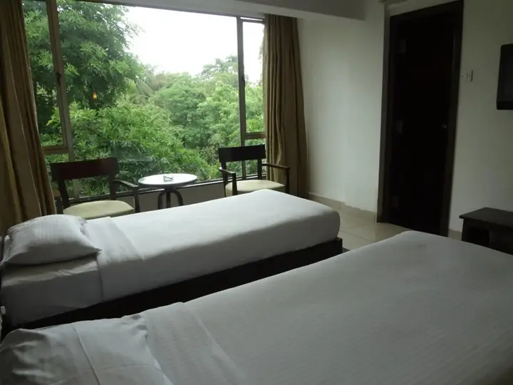 Пуна: Shantai Hotel