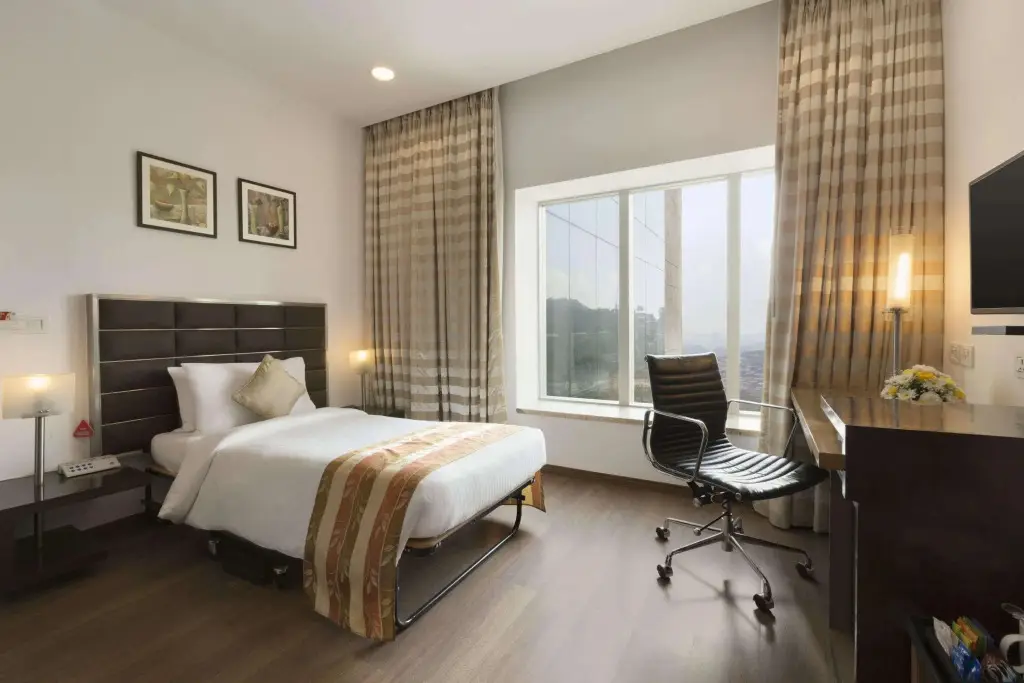 Мумбаи: Ramada Powai Hotel & Convention Centre