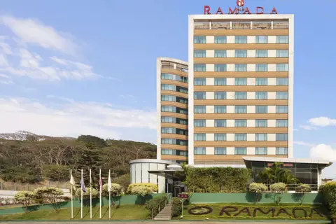 Ramada Powai Hotel & Convention Centre — фото 1