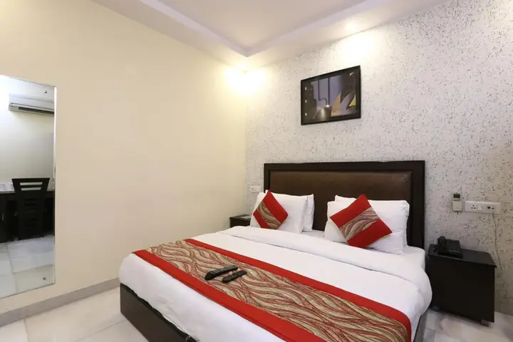 Нью-Дели: Hotel Kingston Park