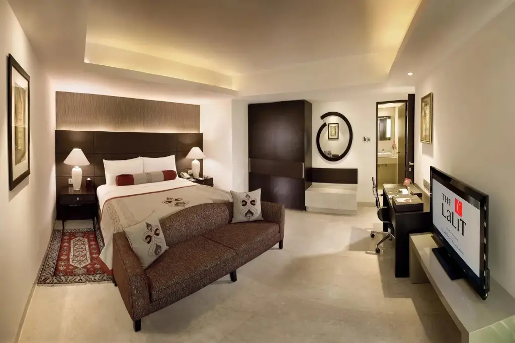 carousel image 4
