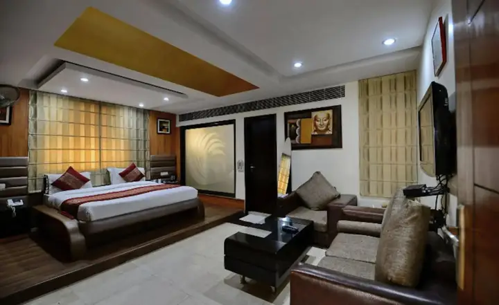Нью-Дели: Hotel Daanish