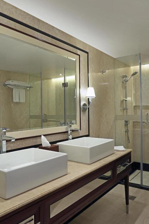 Пуна: Sheraton Grand Pune Bund Garden Hotel