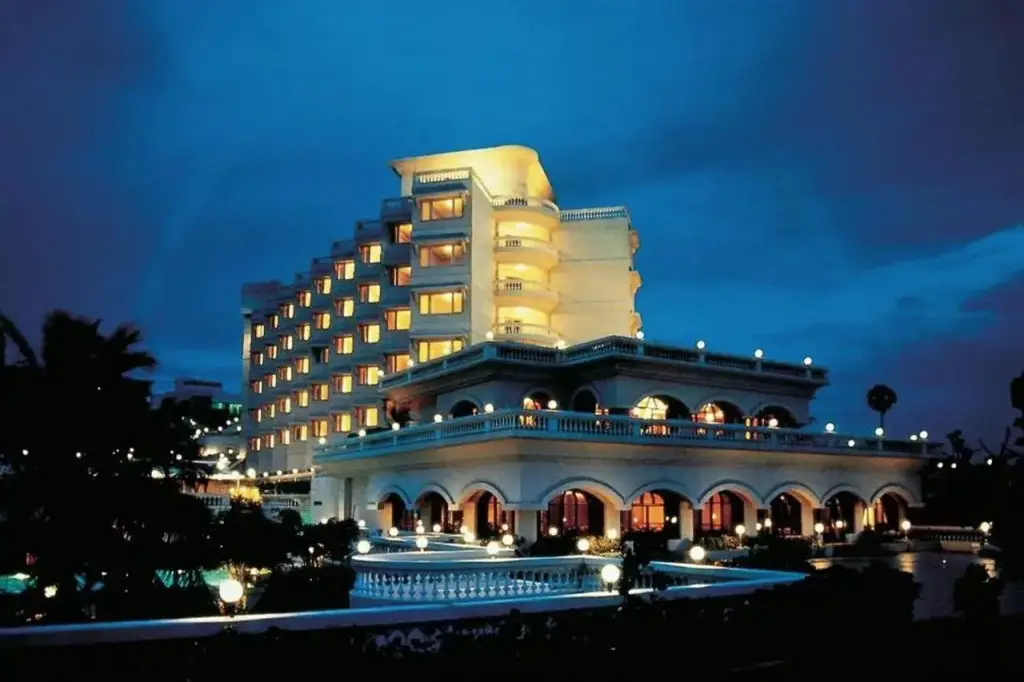 Висакхапатнам: The Gateway Hotel Beach Road