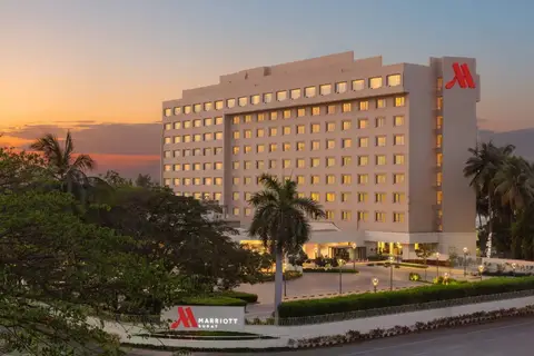 Surat Marriott Hotel — фото 1