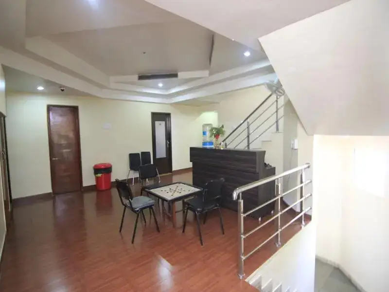 Лонавала: Hotel Hari International
