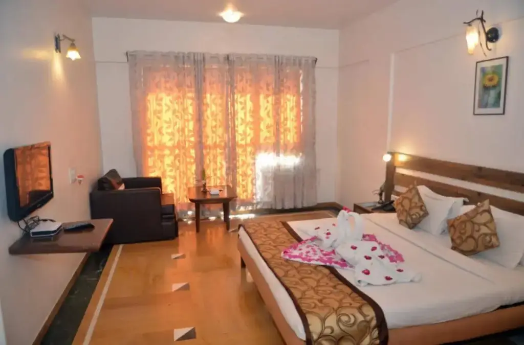 Лонавала: Hotel Sapphire