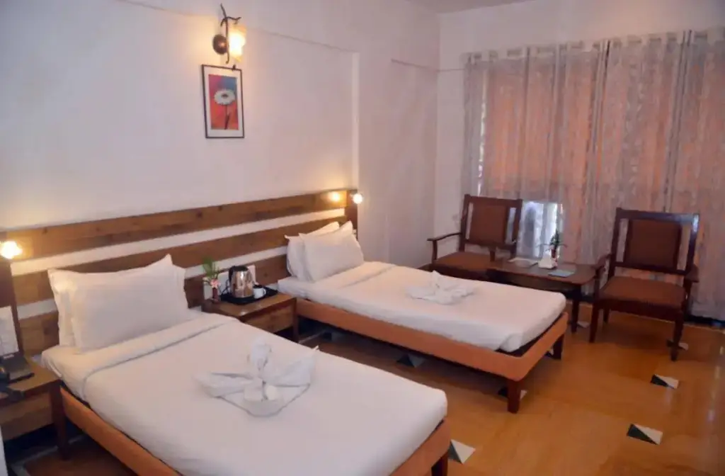 Лонавала: Hotel Sapphire