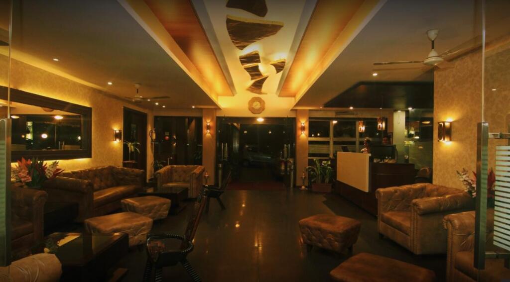 Лонавала: Hotel Chandralok