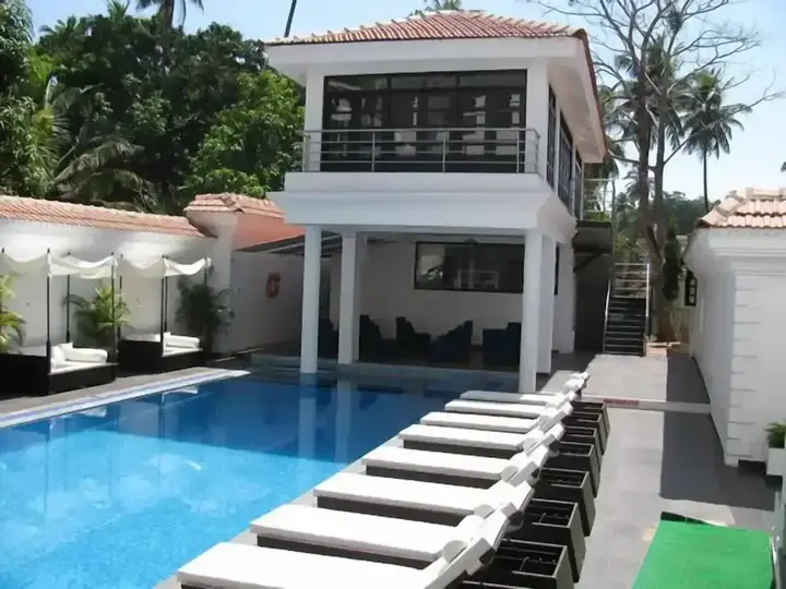 Кандолим: Silver Sands Hideaway - Beach Resorts