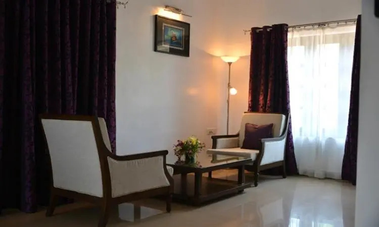 Кандолим: Silver Sands Hideaway - Beach Resorts