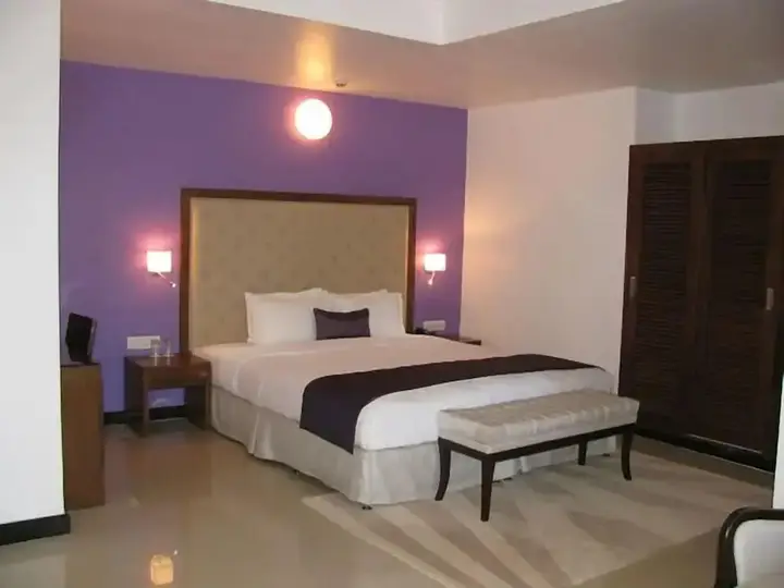 Кандолим: Silver Sands Hideaway - Beach Resorts
