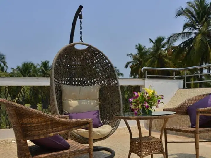 Кандолим: Silver Sands Hideaway - Beach Resorts
